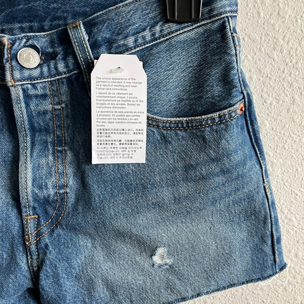 NWT Levi's Women's 501 Denim Jean Shorts Size 25 Style CW-4217 - Picture 4 of 10